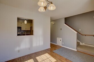 10 Glenridge Dr in Portland, ME - Building Photo - Building Photo