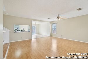 11210 Berkley Square in San Antonio, TX - Building Photo - Building Photo