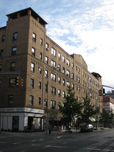 Ravenna Court in Flushing, NY - Building Photo - Building Photo