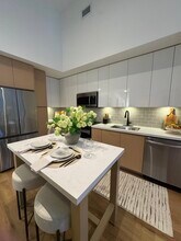 1655 NW 124th St, Unit 522 in North Miami, FL - Building Photo - Building Photo