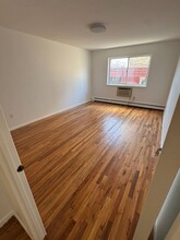 21-34-34 73rd St in Queens, NY - Building Photo - Building Photo