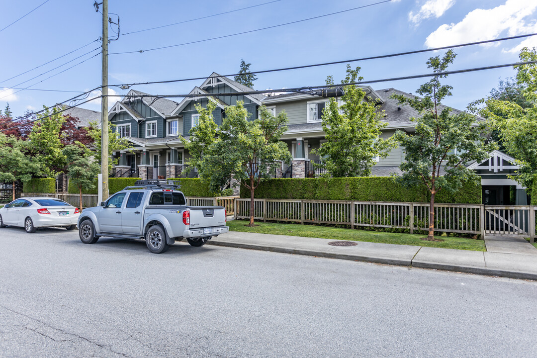 2138 Salisbury Av in Port Coquitlam, BC - Building Photo