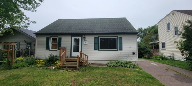 property at 4724 Tioga St