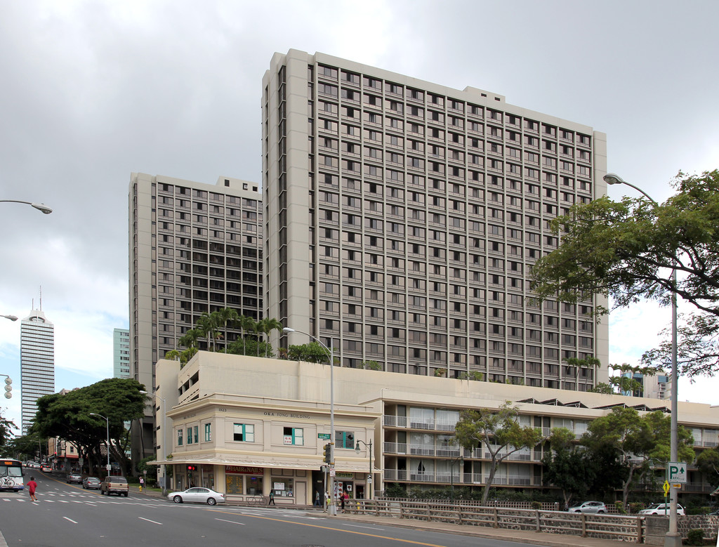 Hale Pauahi Towers Apartments | Honolulu, HI Apartments For Rent