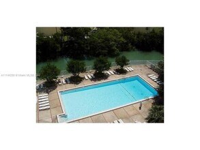 7441 Wayne Ave-Unit -12C in Miami, FL - Building Photo - Building Photo