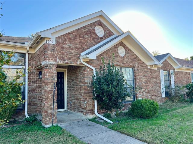 property at 2205 Summit Dr