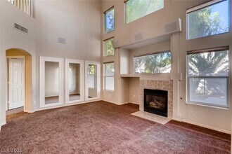 3121 Morning Whisper Dr in Henderson, NV - Building Photo - Building Photo