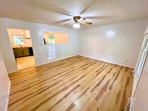 211 Melody Cir in Swannanoa, NC - Building Photo - Building Photo