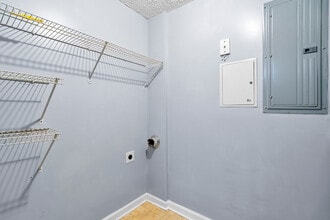 6303 Waldrop Pl in Decatur, GA - Building Photo - Building Photo