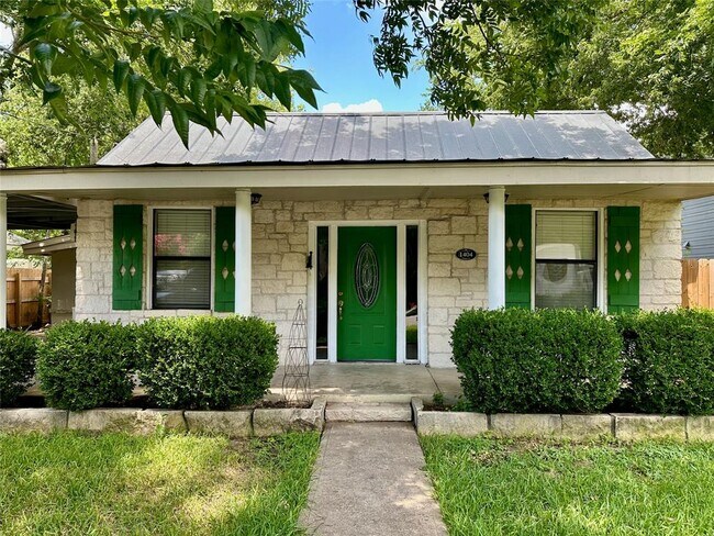 property at 1404 Forest St
