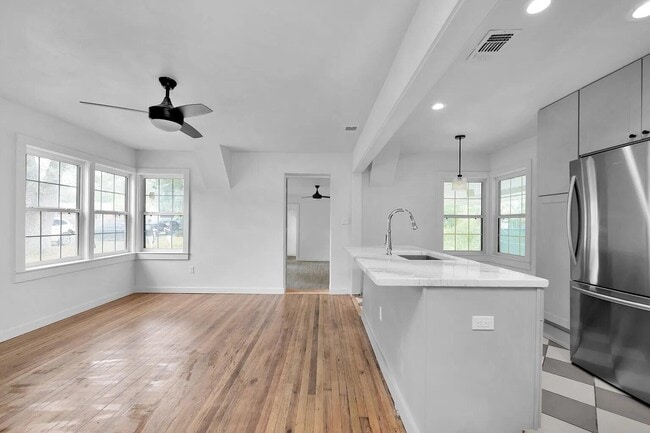 property at 188 Georgia St