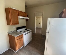 1402 Prospect Ave in St. Joseph, MO - Building Photo - Building Photo