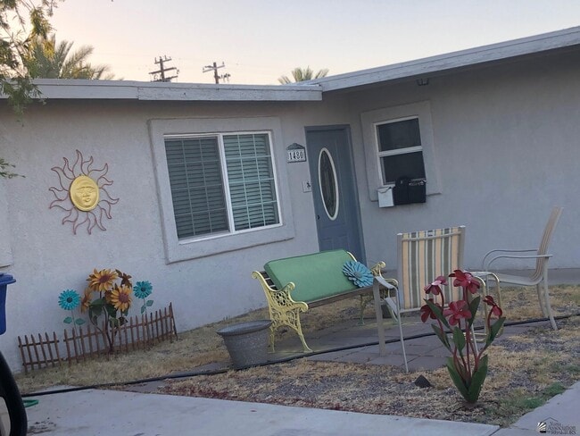 property at 1480 S 7th Ave