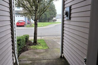 12503 NE 70th Cir in Orchards, WA - Building Photo - Building Photo