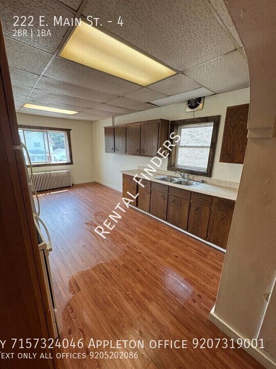 222 E Main St-Unit -4 in Chilton, WI - Building Photo