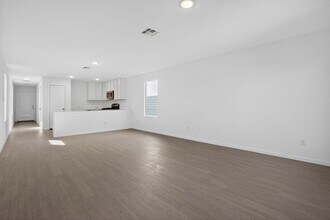 6734 Pumice Pl in Elmendorf, TX - Building Photo - Building Photo