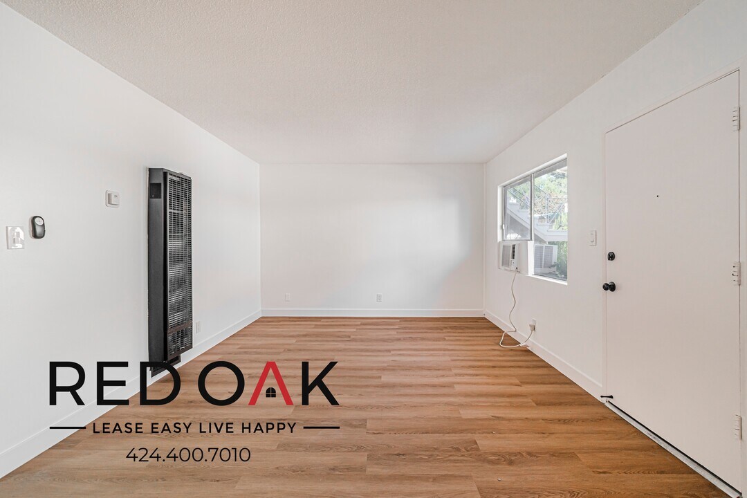 7385 Emily Ln in Downey, CA - Building Photo