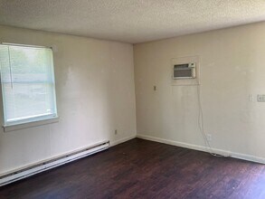 1205-1207 Shawnee Rd in Nashville, TN - Foto de edificio - Building Photo
