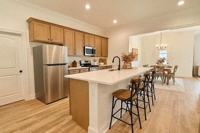 property at 38486 Queen St