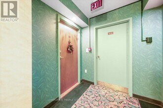 3151 Bridletowne Cir in Toronto, ON - Building Photo - Building Photo