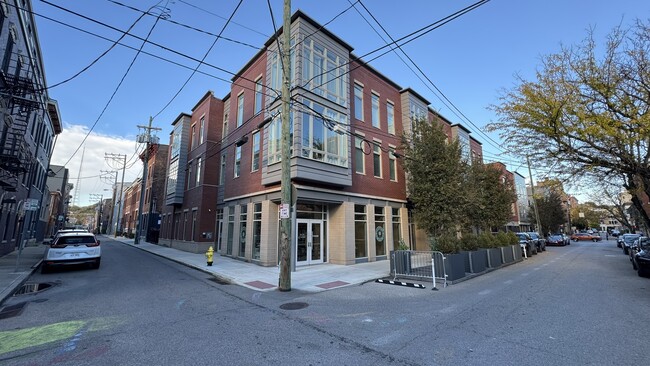 property at 116 W 15th St