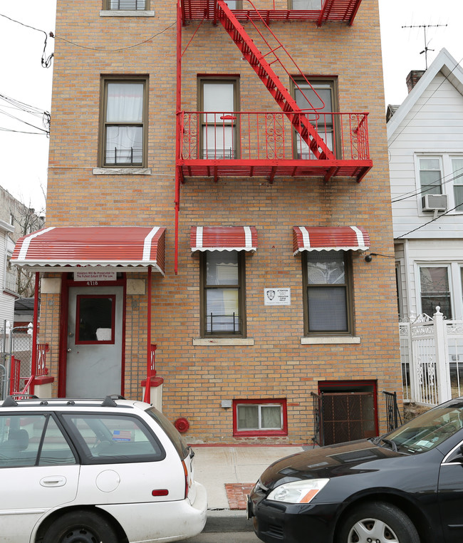 4718 Richardson Ave in Bronx, NY - Building Photo - Building Photo