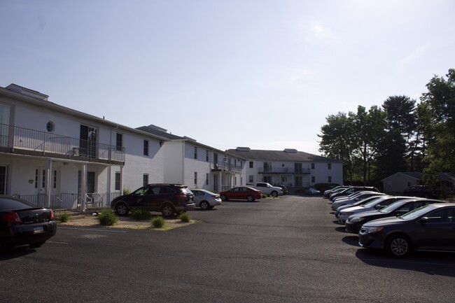 Orchard Crest Apartments