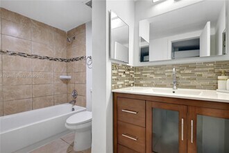 14204 NE 3rd Ct in Miami, FL - Building Photo - Building Photo