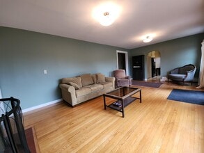 907 W Swanzey Rd in Swanzey, NH - Building Photo - Building Photo