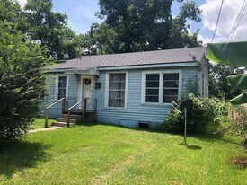 701 Whittington St in Bossier City, LA - Building Photo