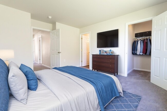 Baldwin Villas in Pontiac, MI - Building Photo - Building Photo