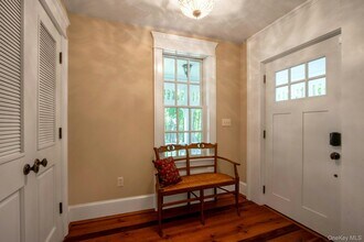 314 Haverstraw Rd in Suffern, NY - Building Photo - Building Photo