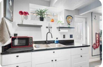 4787 S Zang Way in Morrison, CO - Foto de edificio - Building Photo