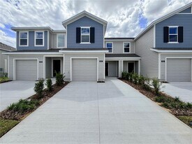842 Lynx St in Davenport, FL - Building Photo
