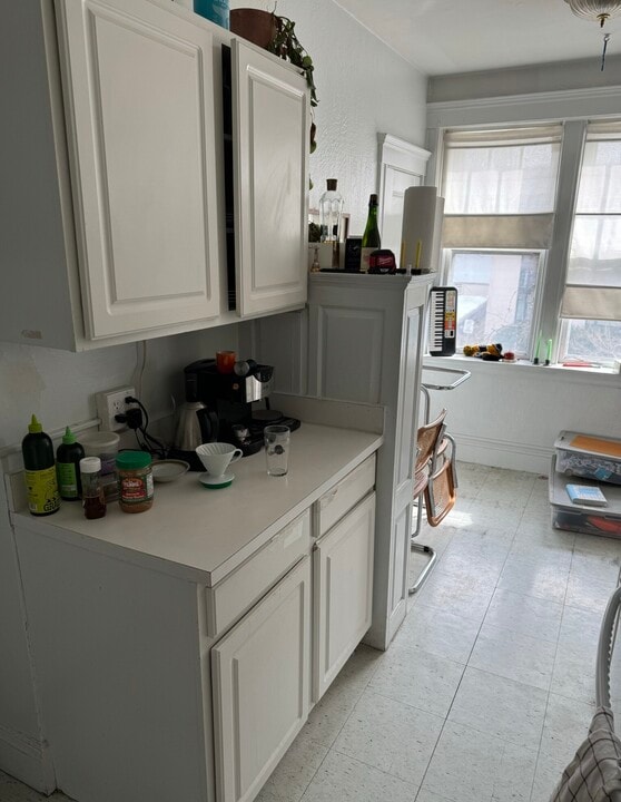 1697 Cambridge St, Unit 5T in Cambridge, MA - Foto de edificio