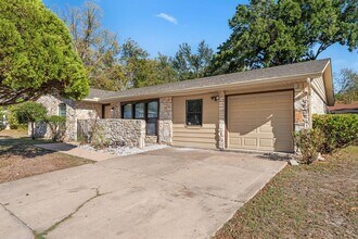 7301 Langston Dr in Austin, TX - Building Photo - Building Photo