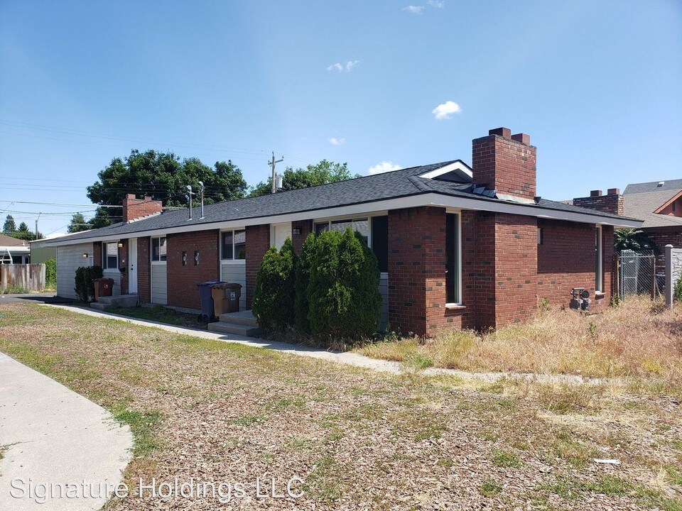 327 E Wabash Ave in Spokane, WA - Building Photo