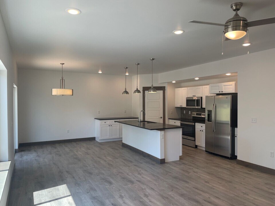 131 Whiskey Way in Bozeman, MT - Building Photo