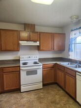 1708 S 11th Ave-Unit -2 in Yakima, WA - Building Photo - Building Photo