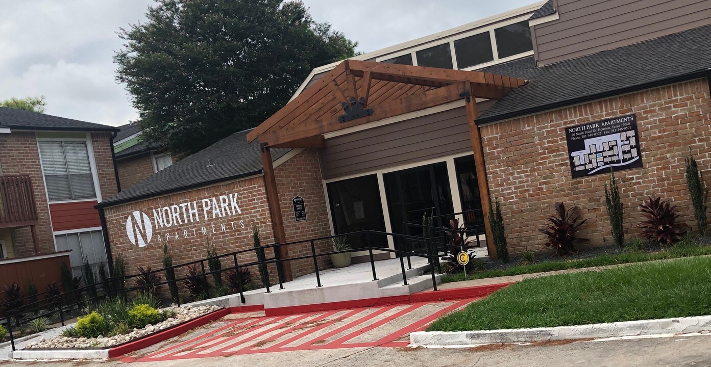 North Park Apartments in Houston, TX - Foto de edificio