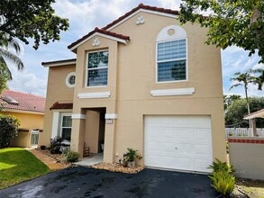 1533 Garden Rd in Weston, FL - Building Photo - Building Photo