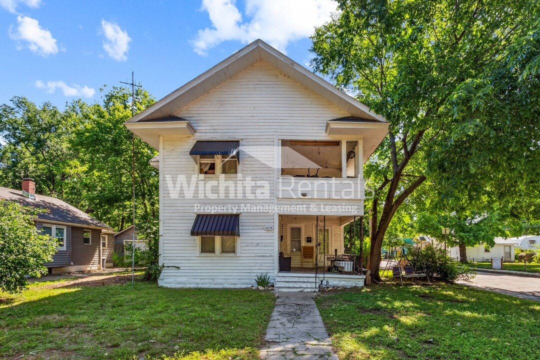 1038 S Ellis St in Wichita, KS - Building Photo