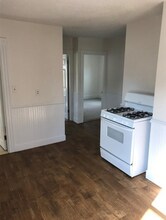 87 Potter St in Cranston, RI - Building Photo - Building Photo