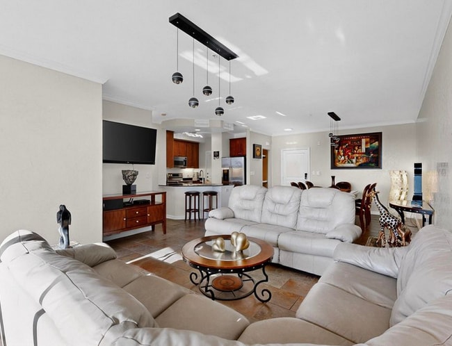 property at 330 W Las Colinas Blvd.