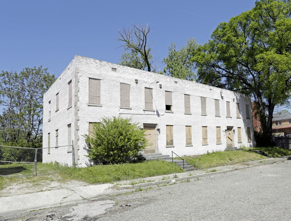 Beauregard Place in Memphis, TN - Building Photo