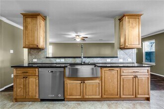 145 Housefinch Loop in Leander, TX - Building Photo - Building Photo