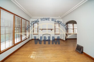 3013-3015 N 60th St-Unit -Lower in Milwaukee, WI - Building Photo - Building Photo