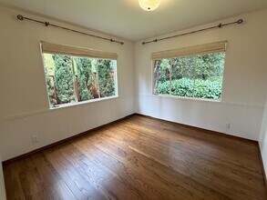 180 N Balsamina Way in Menlo Park, CA - Building Photo - Building Photo