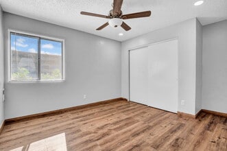 Fountain Oaks Apartments in Phoenix, AZ - Building Photo - Building Photo