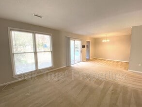 4428 N Shirley Dr in North Charleston, SC - Building Photo - Building Photo